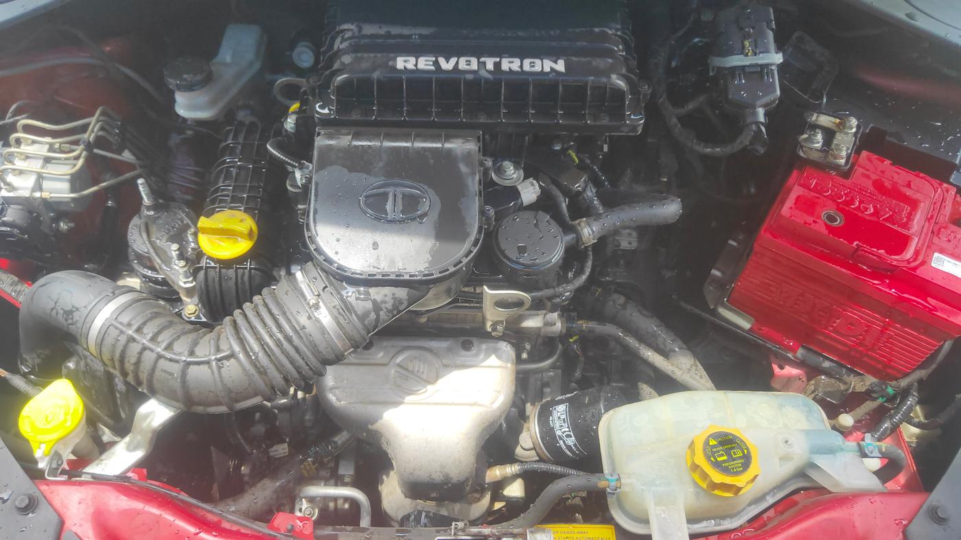 2018 Tata Tiago XZA PETROL, Petrol, Automatic, 72,397 km, Engine View