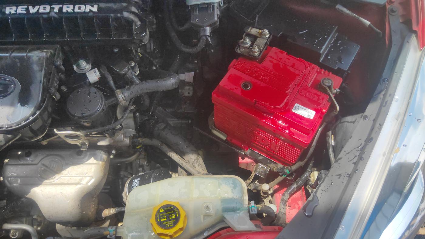 2018 Tata Tiago XZA PETROL, Petrol, Automatic, 72,397 km, Engine View - Left