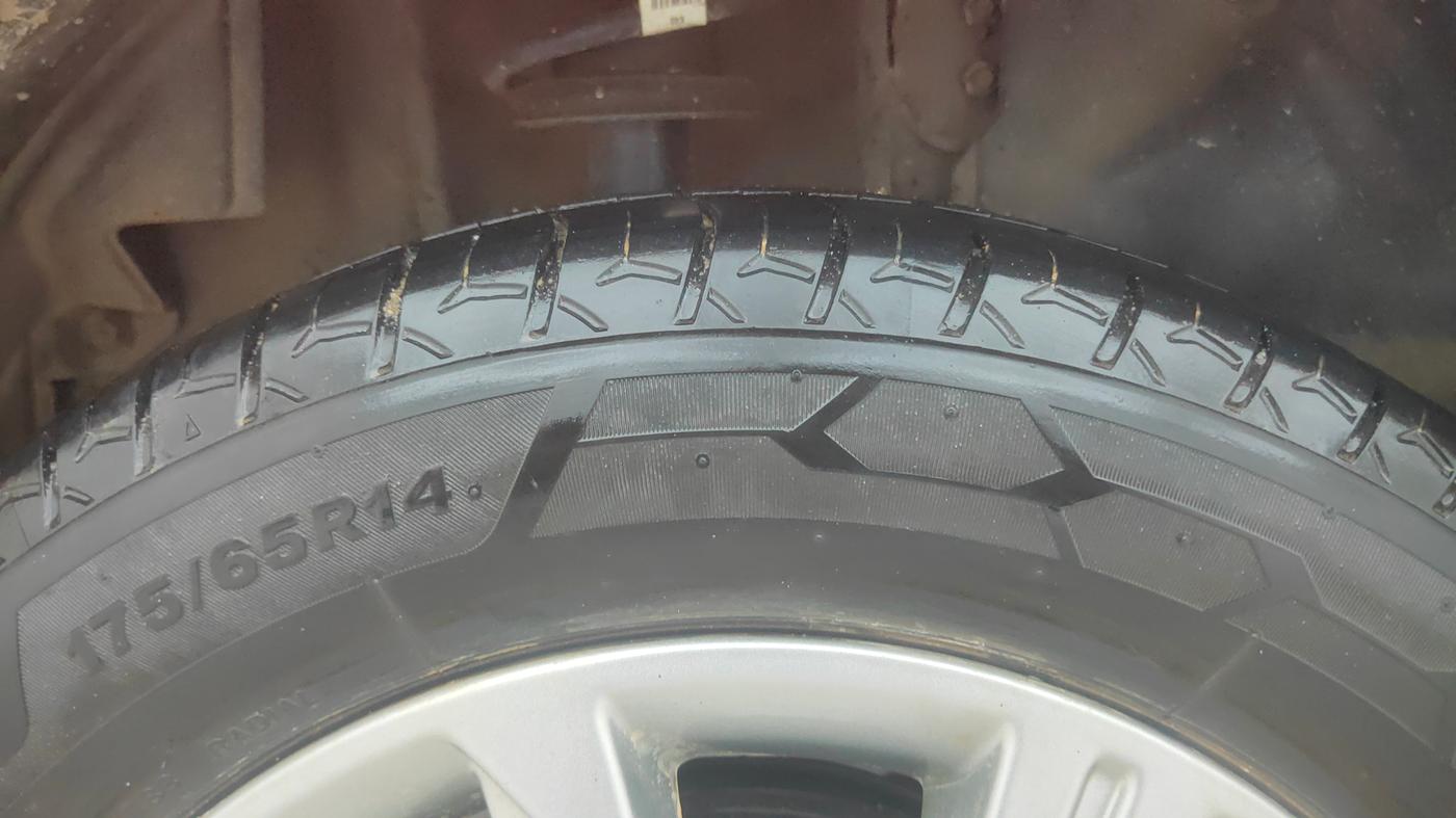 2018 Tata Tiago XZA PETROL, Petrol, Automatic, 72,397 km, Right Rear Tyre Tread