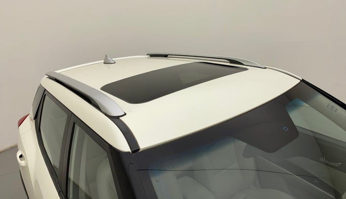 2019 Mahindra XUV300 W8 (O) 1.2 PETROL, Petrol, Manual, 48,244 km, Roof