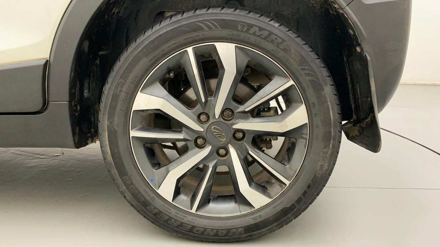2019 Mahindra XUV300 W8 (O) 1.2 PETROL, Petrol, Manual, 48,244 km, Left Rear Wheel