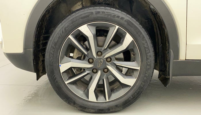 2019 Mahindra XUV300 W8 (O) 1.2 PETROL, Petrol, Manual, 48,244 km, Left Front Wheel