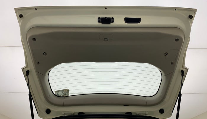 2019 Mahindra XUV300 W8 (O) 1.2 PETROL, Petrol, Manual, 48,244 km, Boot Door Open