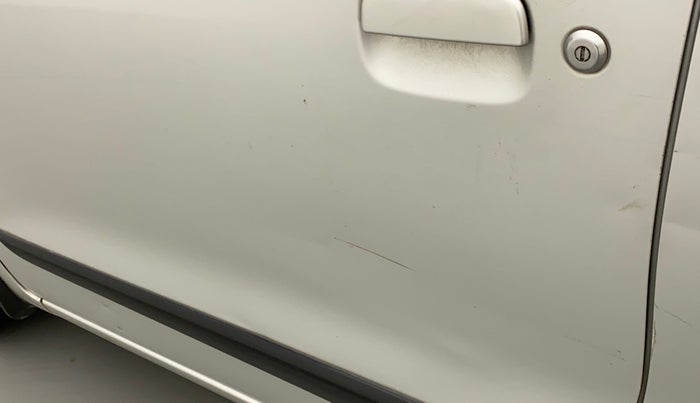 2012 Maruti Wagon R 1.0 VXI, Petrol, Manual, 34,187 km, Front passenger door - Minor scratches