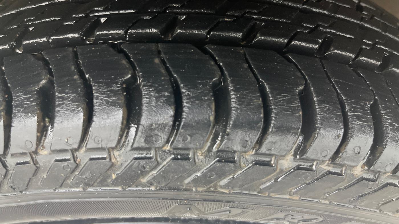 2016 Maruti Alto K10 VXI, Petrol, Manual, 18,871 km, Right Front Tyre Tread