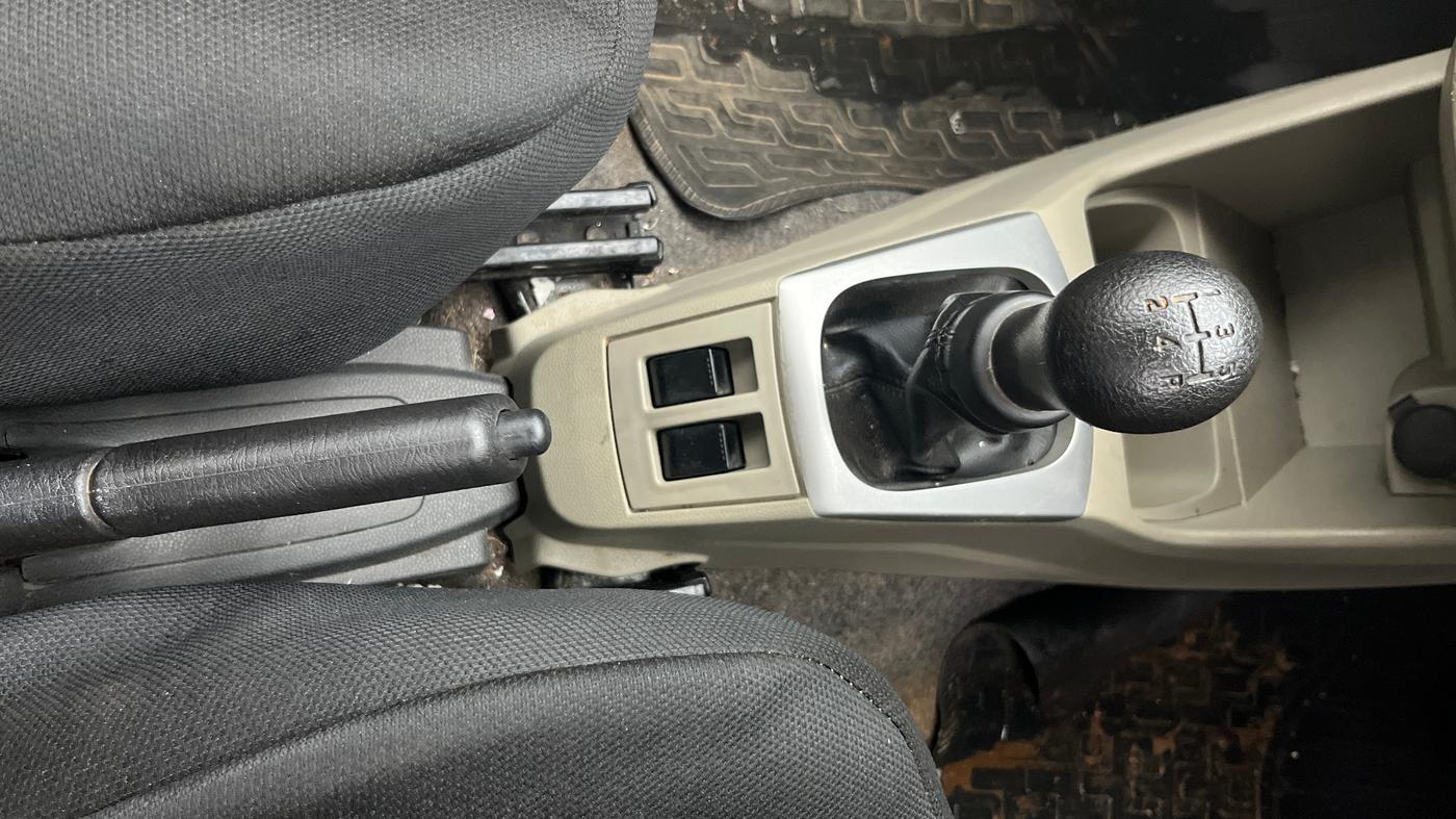 2016 Maruti Alto K10 VXI, Petrol, Manual, 18,871 km, Gear Lever