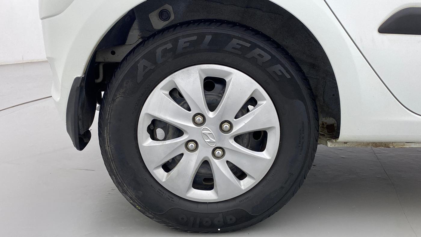 2013 Hyundai i10 MAGNA 1.1 IRDE2, Petrol, Manual, 39,265 km, Right Rear Wheel