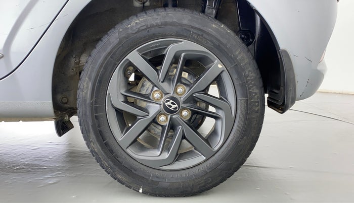 2020 Hyundai GRAND I10 NIOS SPORTZ CNG MT, CNG, Manual, 79,701 km, Left Rear Wheel