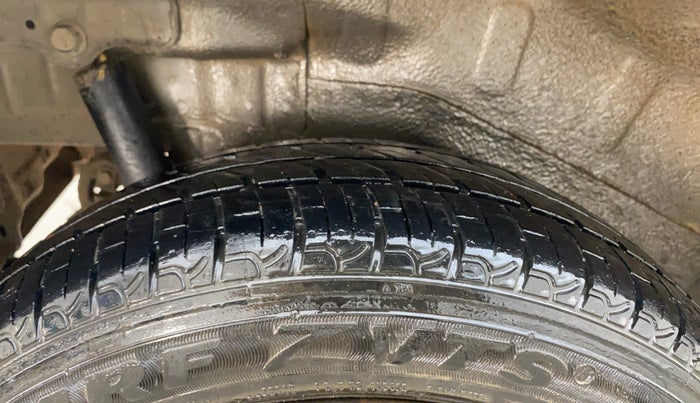 2015 Maruti Wagon R 1.0 VXI, Petrol, Manual, 1,15,577 km, Right Rear Tyre Tread