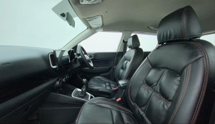 2020 Hyundai VENUE S 1.2, Petrol, Manual, 44,128 km, Right Side Front Door Cabin