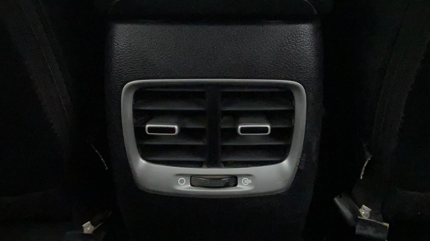 2020 Hyundai VENUE S 1.2, Petrol, Manual, 44,128 km, Rear AC Vents