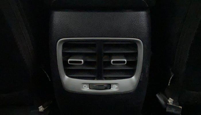 2020 Hyundai VENUE S 1.2, Petrol, Manual, 44,128 km, Rear AC Vents