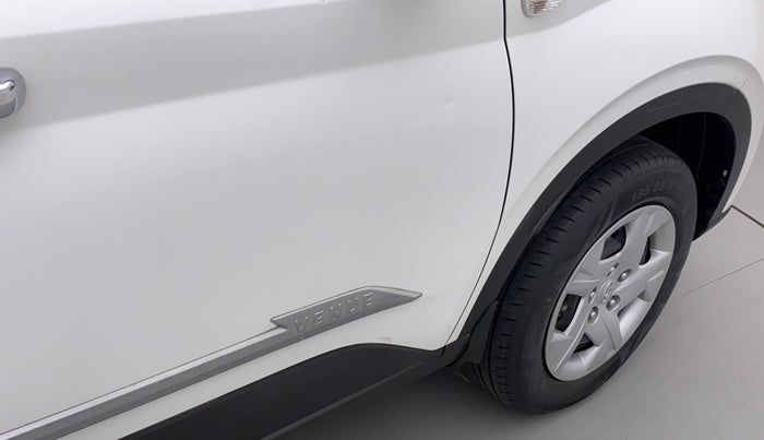 2020 Hyundai VENUE S 1.2, Petrol, Manual, 44,128 km, Driver-side door - Slightly dented