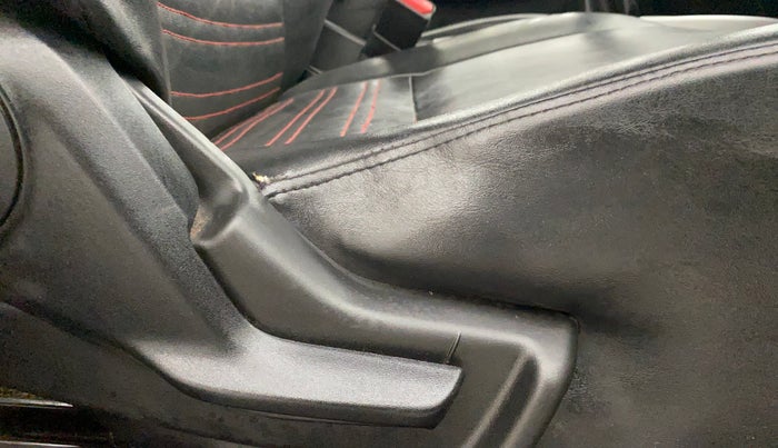 2017 Maruti Baleno DELTA DIESEL 1.3, Diesel, Manual, 1,15,887 km, Driver Side Adjustment Panel