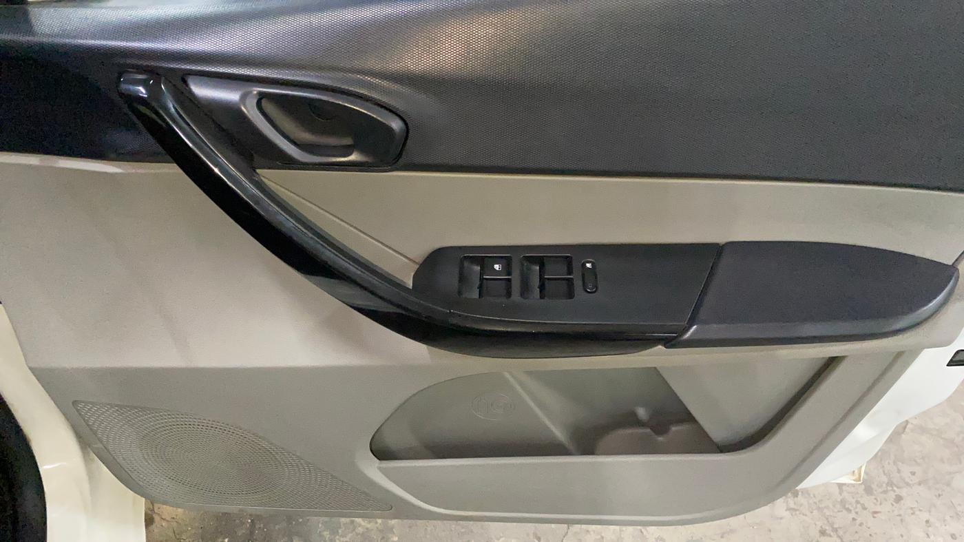 2019 Tata Tiago XM PETROL, CNG, Manual, 54,443 km, Driver Side Door Panels Control