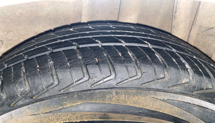 2019 Tata Tiago XM PETROL, CNG, Manual, 54,443 km, Left Rear Tyre Tread