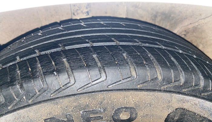 2019 Tata Tiago XM PETROL, CNG, Manual, 54,443 km, Right Rear Tyre Tread