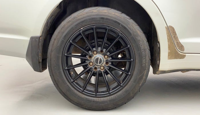 2012 Maruti Swift Dzire ZXI, Petrol, Manual, 36,201 km, Right Rear Wheel