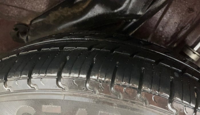 2014 Honda Amaze 1.2L I-VTEC S, Petrol, Manual, 57,678 km, Left Rear Tyre Tread