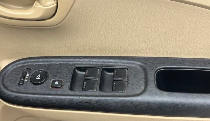 2014 Honda Amaze 1.2L I-VTEC S, Petrol, Manual, 57,678 km, Driver Side Door Panels Control