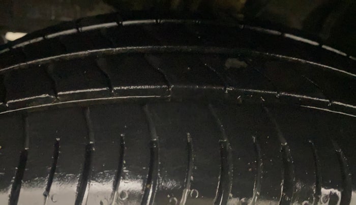 2019 Maruti Baleno SIGMA PETROL 1.2, Petrol, Manual, 9,341 km, Left Front Tyre Tread