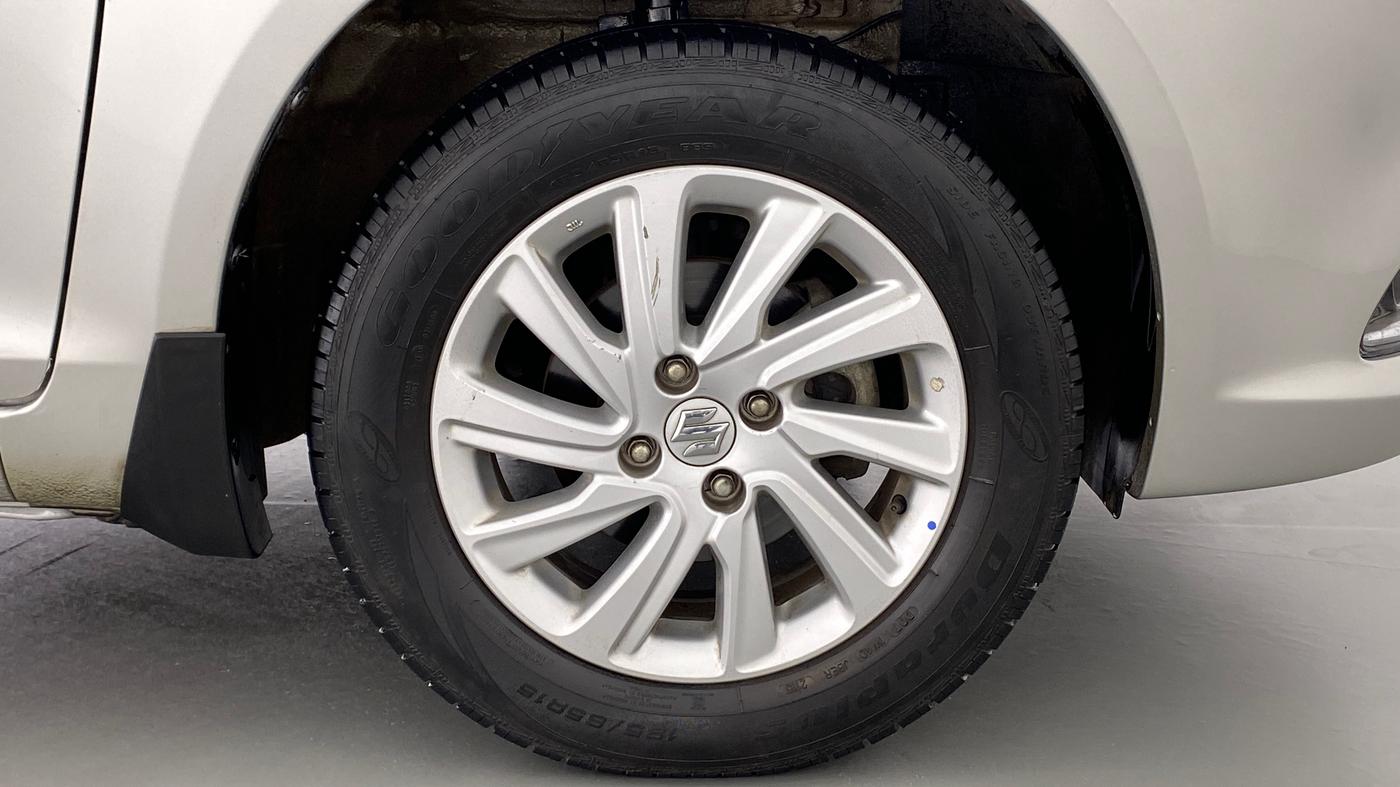2015 Maruti Swift Dzire ZXI 1.2 BS IV, Petrol, Manual, 23,287 km, Right Front Wheel