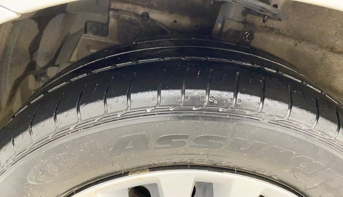 2023 Maruti Ciaz SIGMA 1.5 SHVS MT  PETROL, Petrol, Manual, 52,812 km, Left Front Tyre Tread