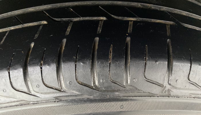 2019 Hyundai VENUE SX PLUS 1.0 TURBO DCT, Petrol, Automatic, 64,745 km, Left Rear Tyre Tread