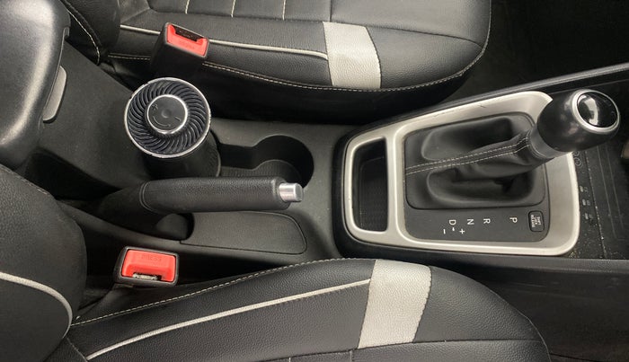 2019 Hyundai VENUE SX PLUS 1.0 TURBO DCT, Petrol, Automatic, 64,745 km, Gear Lever