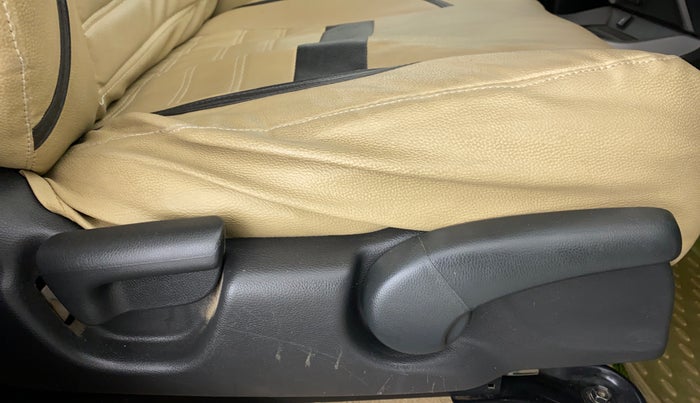 2017 Honda City 1.5L I-VTEC V MT, Petrol, Manual, 84,068 km, Driver Side Adjustment Panel