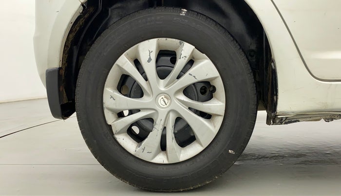 2011 Maruti Swift VXI D, Petrol, Manual, 77,068 km, Right Rear Wheel