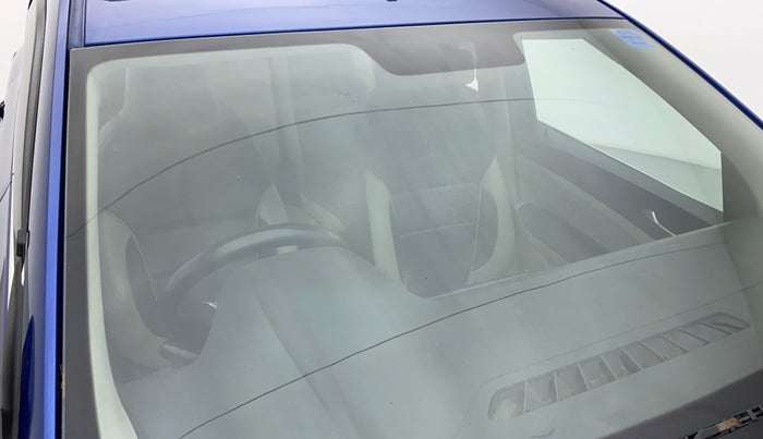 2020 Renault TRIBER RXZ, Petrol, Manual, 64,453 km, Front windshield - Minor spot on windshield
