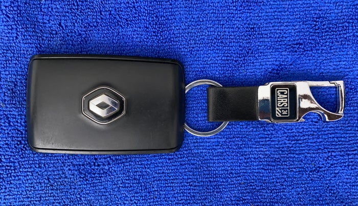 2020 Renault TRIBER RXZ, Petrol, Manual, 64,453 km, Key Close Up