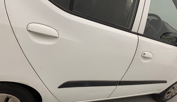 2012 Hyundai i10 MAGNA 1.1, CNG, Manual, 91,335 km, Right rear door - Slightly dented