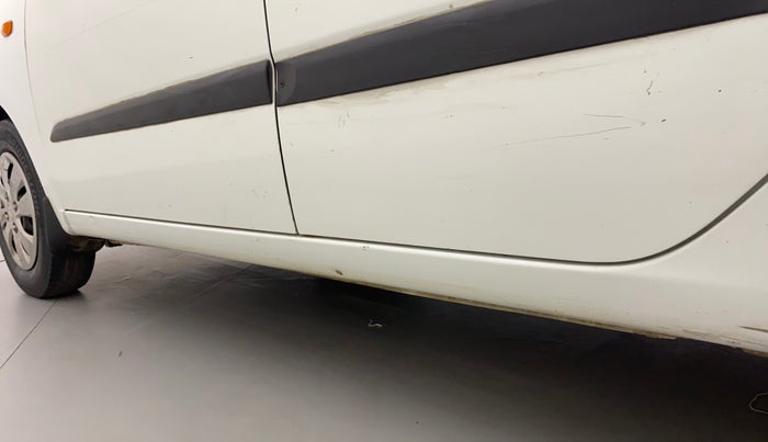 2012 Hyundai i10 MAGNA 1.1, CNG, Manual, 91,335 km, Left running board - Minor scratches