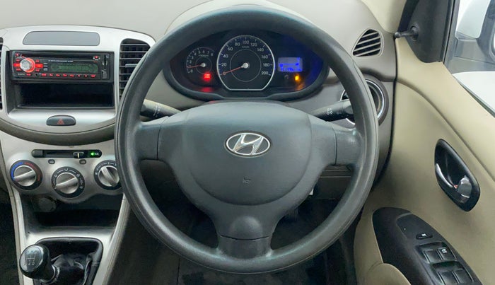 2012 Hyundai i10 MAGNA 1.1, CNG, Manual, 91,335 km, Steering Wheel Close Up