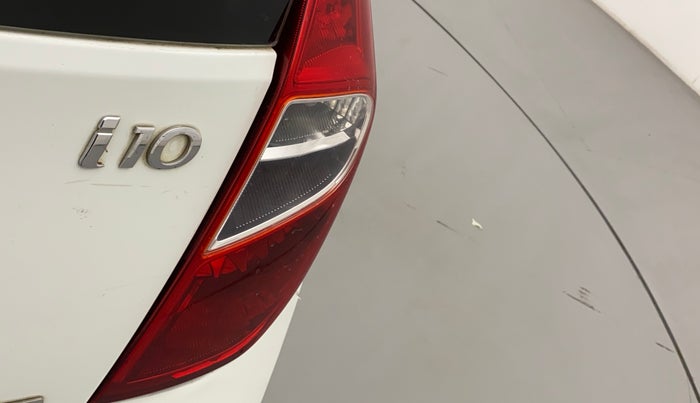 2012 Hyundai i10 MAGNA 1.1, CNG, Manual, 91,335 km, Right tail light - Minor scratches