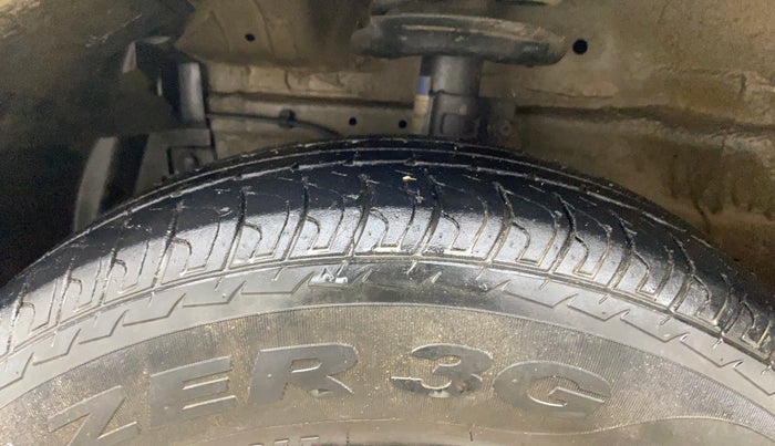 2016 Maruti Swift Dzire VXI (O), Petrol, Manual, 28,209 km, Left Front Tyre Tread