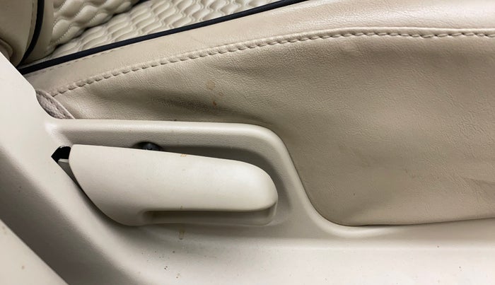 2016 Maruti Swift Dzire VXI (O), Petrol, Manual, 28,209 km, Driver Side Adjustment Panel
