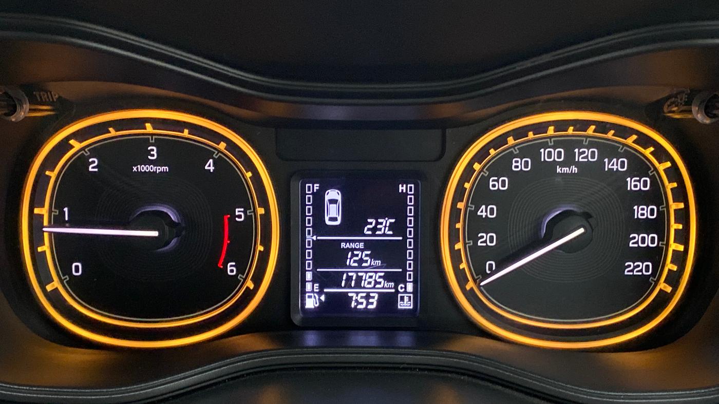 2016 Maruti Vitara Brezza ZDI, Diesel, Manual, 17,821 km, Odometer Image