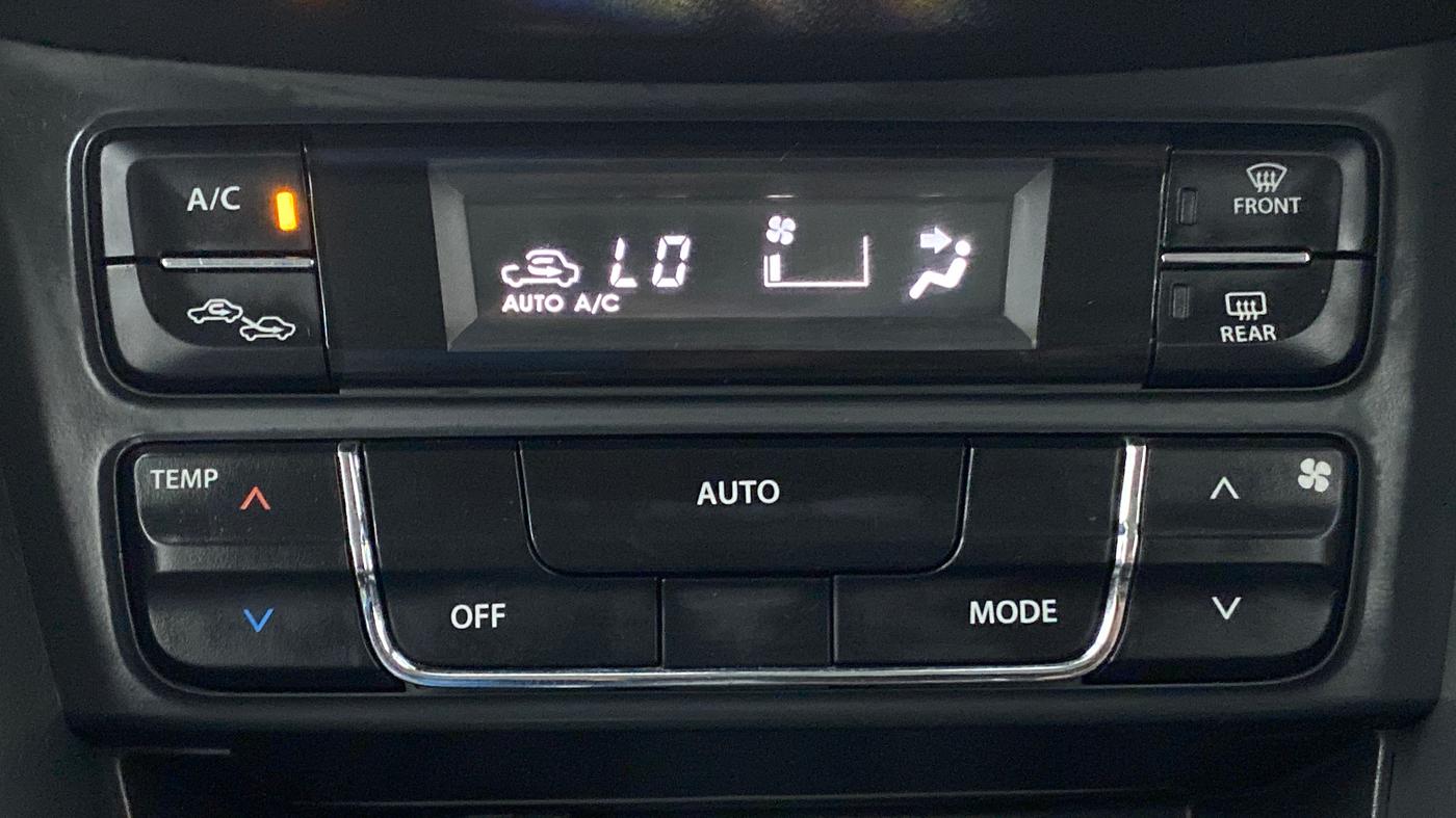 2016 Maruti Vitara Brezza ZDI, Diesel, Manual, 17,821 km, Automatic Climate Control