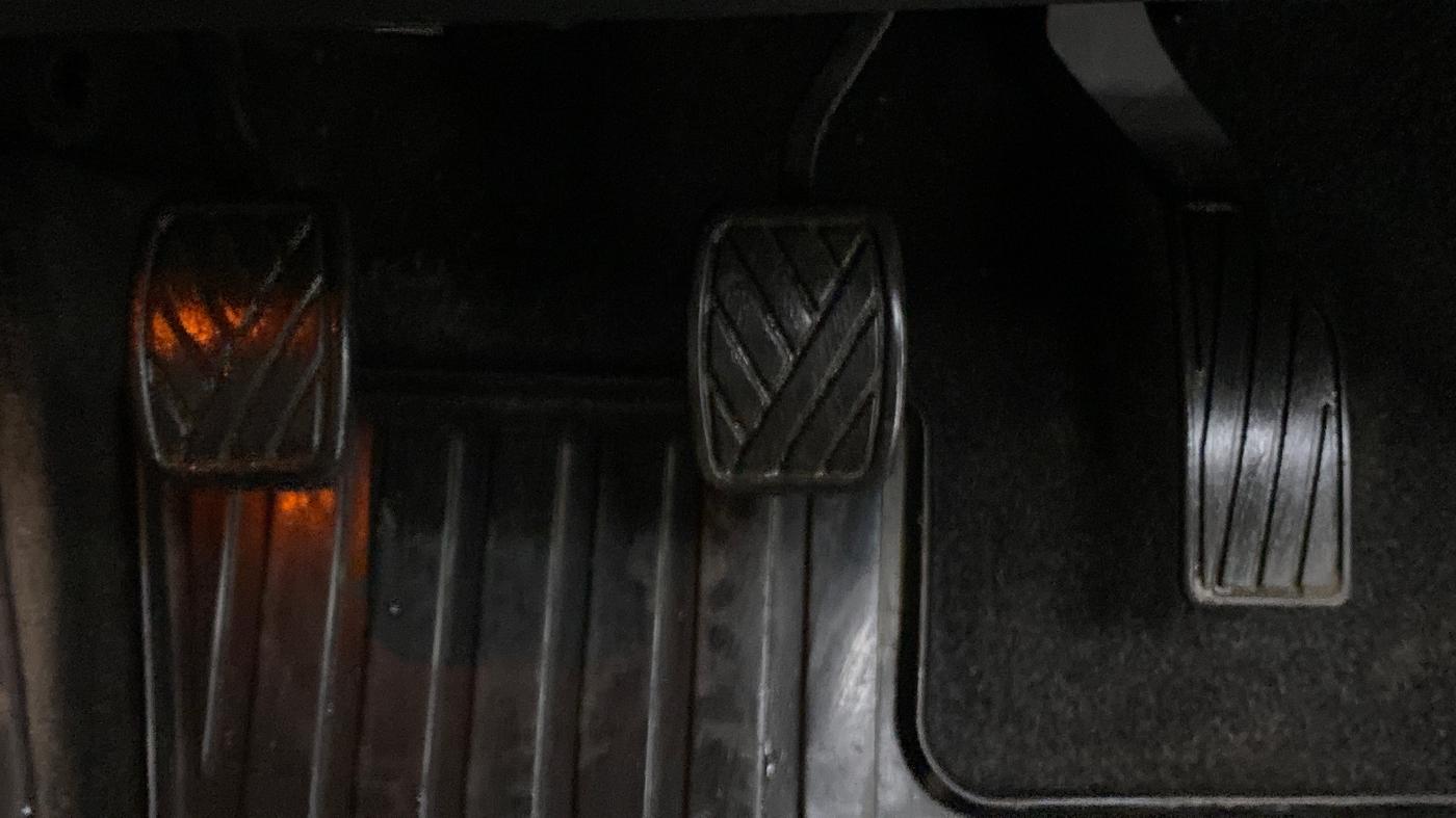 2016 Maruti Vitara Brezza ZDI, Diesel, Manual, 17,821 km, Pedals