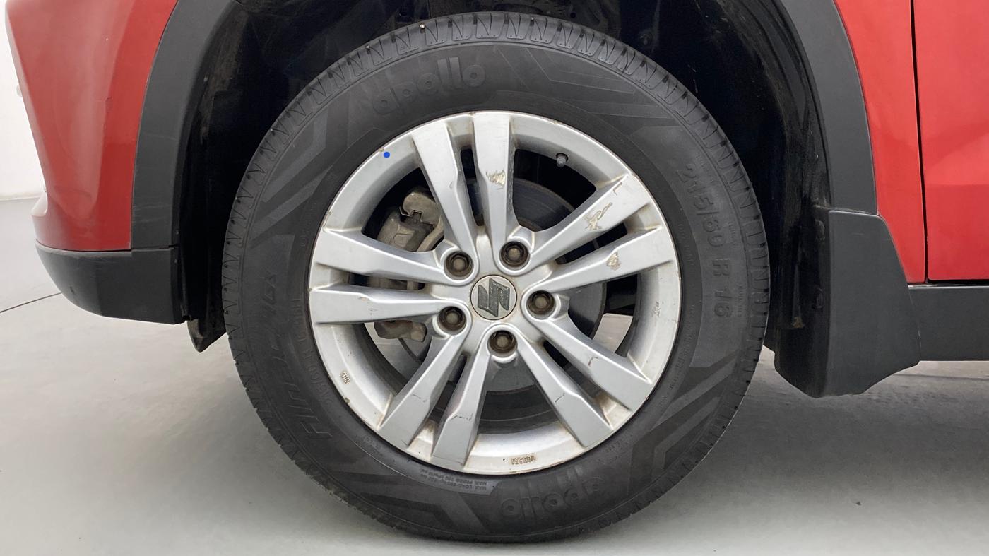 2016 Maruti Vitara Brezza ZDI, Diesel, Manual, 17,821 km, Left Front Wheel