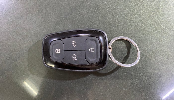 2022 Tata TIAGO NRG XZ AMT, Petrol, Automatic, 16,985 km, Key Close Up