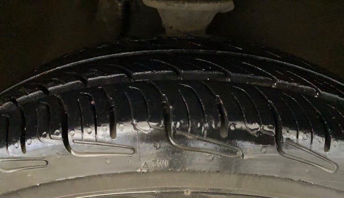 2018 Maruti Alto 800 LXI, Petrol, Manual, 49,670 km, Right Front Tyre Tread