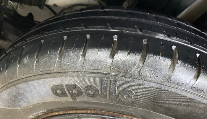 2019 Maruti Swift LXI, Petrol, Manual, 13,268 km, Left Rear Tyre Tread