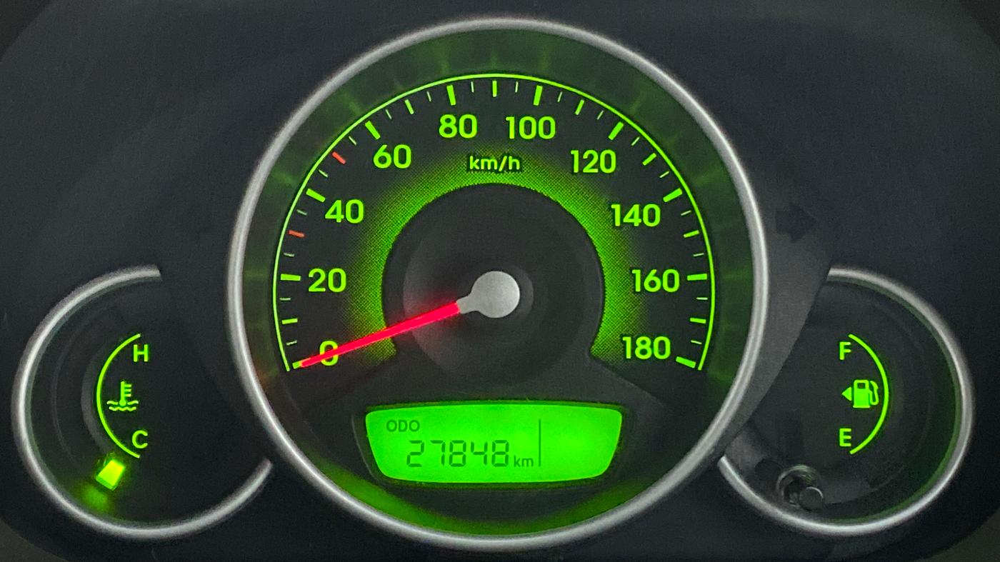 2017 Hyundai Eon MAGNA +, Petrol, Manual, 27,848 km, Odometer Image