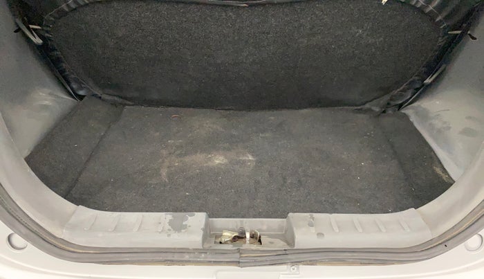 2013 Maruti Alto 800 LX, Petrol, Manual, 35,636 km, Boot Inside