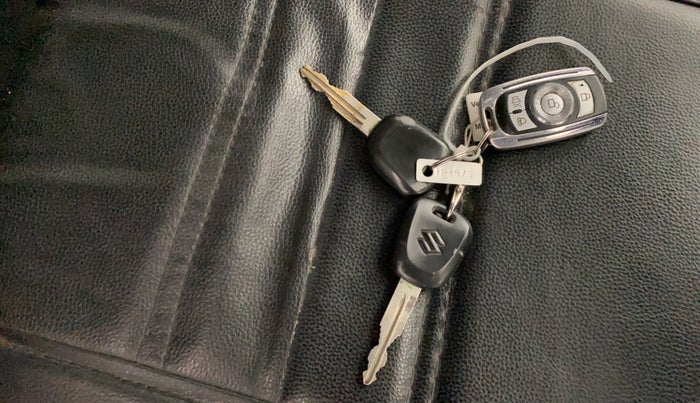 2013 Maruti Alto 800 LX, Petrol, Manual, 35,636 km, Key Close Up