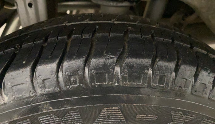 2013 Maruti Alto 800 LX, Petrol, Manual, 35,636 km, Right Rear Tyre Tread